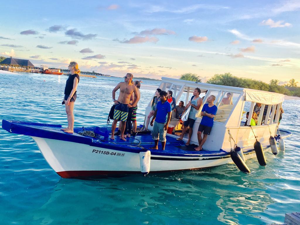 Sunset Holidays Huraa Exterior foto
