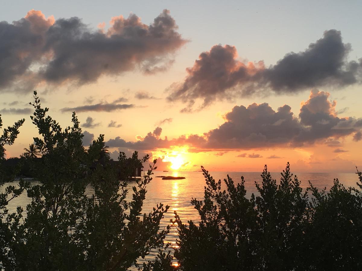 Sunset Holidays Huraa Exterior foto